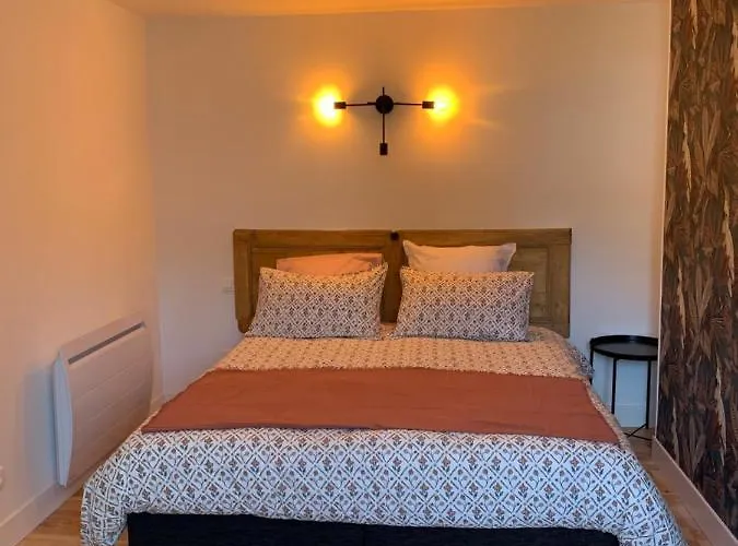 Les Remparts De Joussaume Latour Château-Thierry