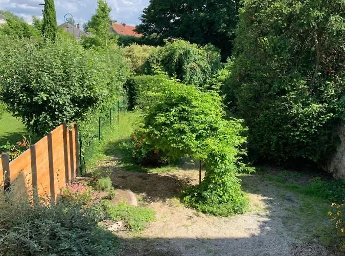 Les Remparts De Joussaume Latour